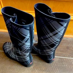 Chooka, never worn rain boots